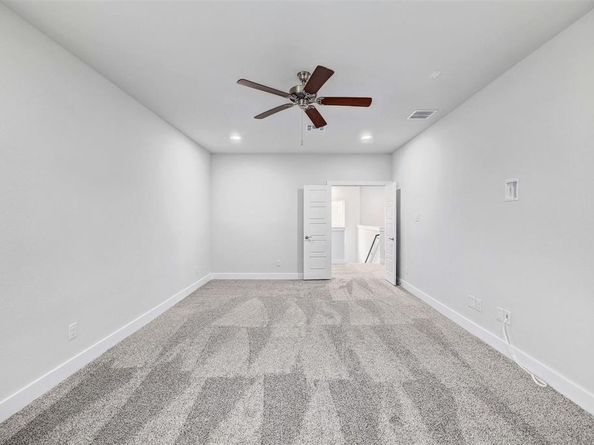 708 Great Lawn BND, Liberty Hill TX 78642