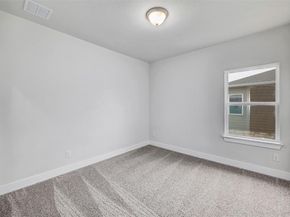 708 Great Lawn BND, Liberty Hill TX 78642