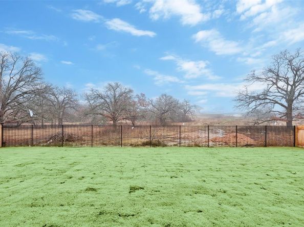 708 Great Lawn BND, Liberty Hill TX 78642