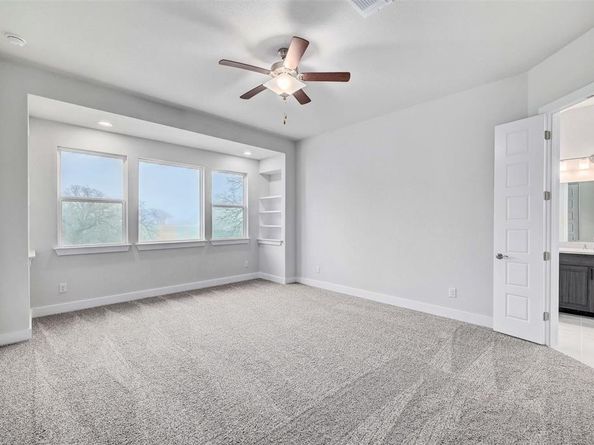 708 Great Lawn BND, Liberty Hill TX 78642