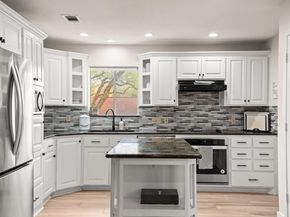 8720 Tallwood DR, Austin TX 78759