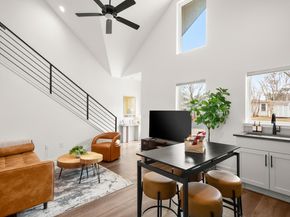 1211 Taulbee LN 2, Austin TX 78757