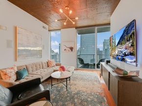 360 Nueces ST 3609, Austin TX 78701