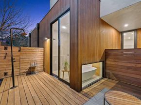 910 W Johanna ST, Austin TX 78704