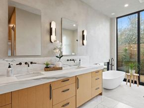 910 W Johanna ST, Austin TX 78704