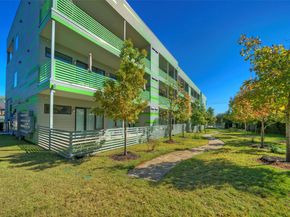 4004 Banister LN 207, Austin TX 78704