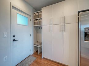 4004 Banister LN 207, Austin TX 78704