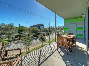 4004 Banister LN 207, Austin TX 78704