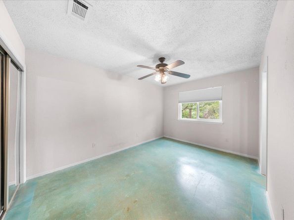 1015 E Yager LN 187, Austin TX 78753