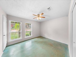 1015 E Yager LN 187, Austin TX 78753