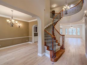 5701 Laguna Cliff LN, Austin TX 78734