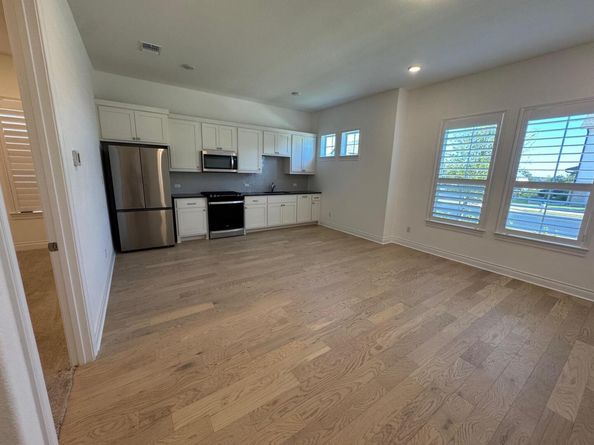 309 Wolf Ridge RD, Georgetown TX 78628