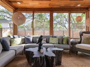713 E 32nd ST, Austin TX 78705