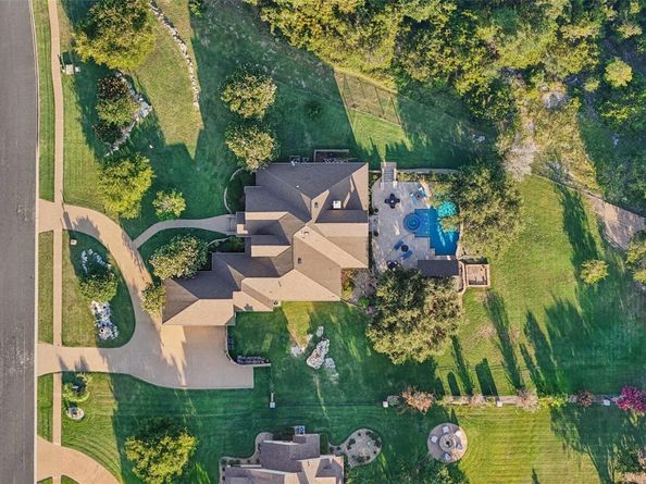 122 Silverstone DR, Georgetown TX 78633