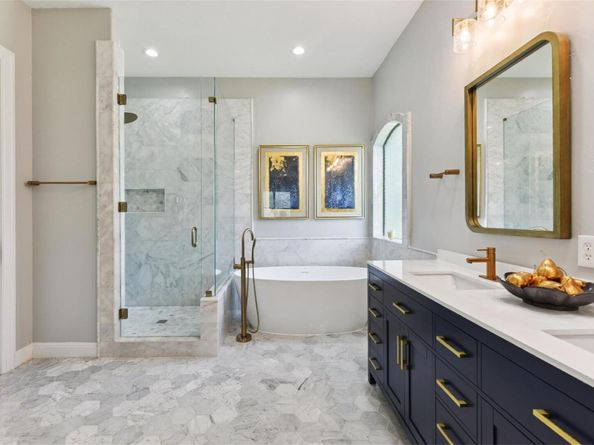 122 Silverstone DR, Georgetown TX 78633