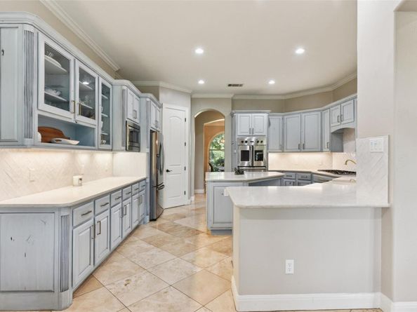 122 Silverstone DR, Georgetown TX 78633