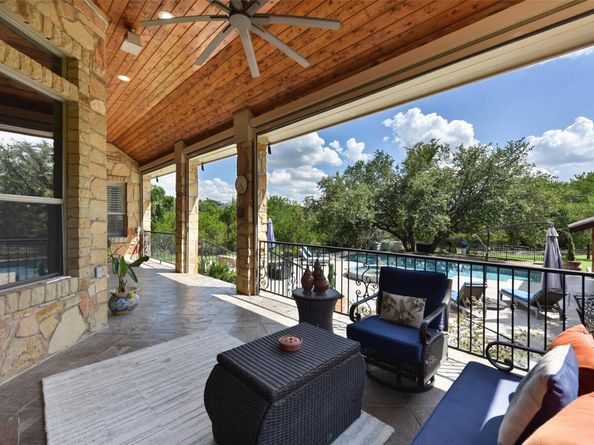 122 Silverstone DR, Georgetown TX 78633