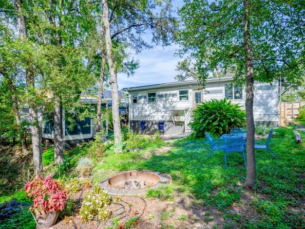 5323 Downs DR, Austin TX 78721