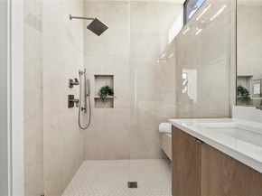 44 Chicon ST 1, Austin TX 78702