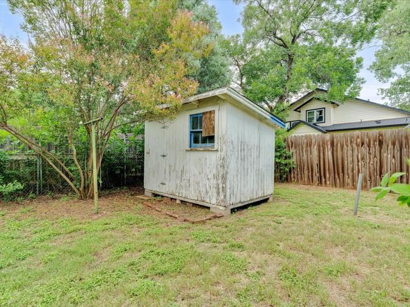 1206 Ruth Ave, Austin TX 78757