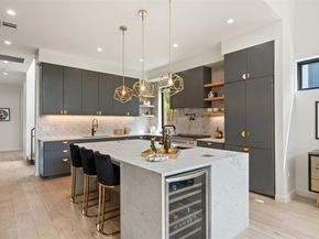 2010 Oxford Ave, Austin TX 78704