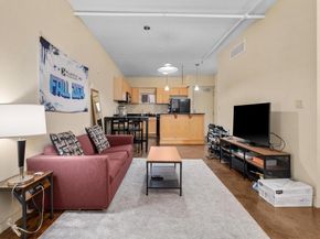 711 W 26th ST 508, Austin TX 78705