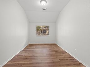 4233 Kingsburg DR, Round Rock TX 78681