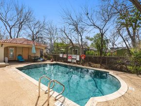 407 E 45th ST 108, Austin TX 78751