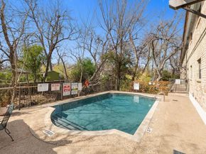 407 E 45th ST 108, Austin TX 78751