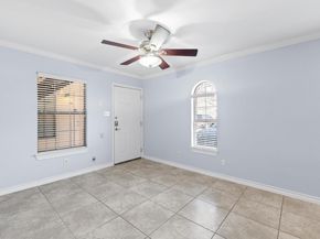 407 E 45th ST 108, Austin TX 78751