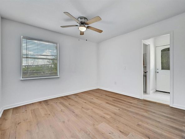1200 Walnut Ave, Austin TX 78702
