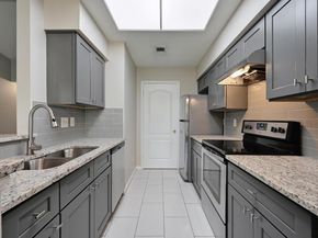 6000 Shepherd Mountain Cv 107, Austin TX 78730