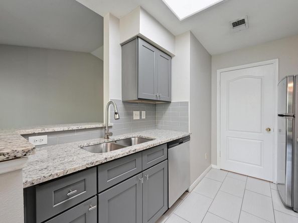 6000 Shepherd Mountain Cv 107, Austin TX 78730