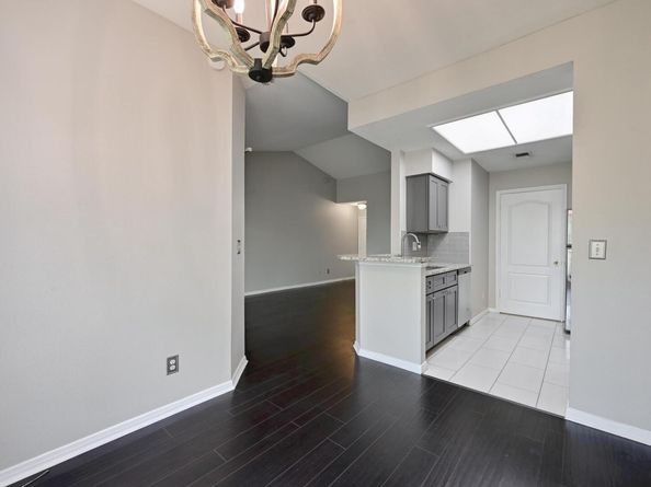 6000 Shepherd Mountain Cv 107, Austin TX 78730