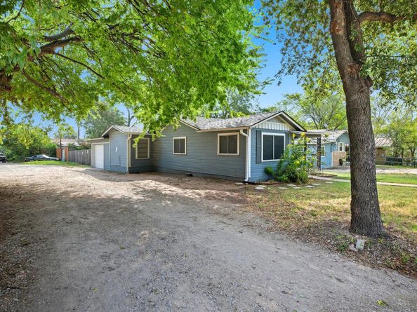 2205 Coleto ST, Austin TX 78722
