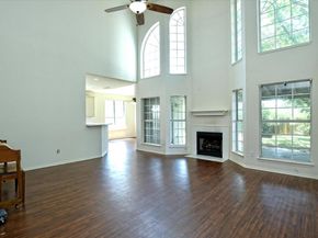 301 Gulfstream DR, Georgetown TX 78626
