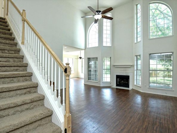 301 Gulfstream DR, Georgetown TX 78626