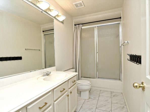 301 Gulfstream DR, Georgetown TX 78626