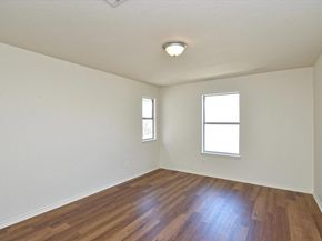 301 Gulfstream DR, Georgetown TX 78626