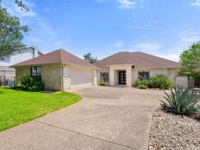22126 Briarcliff DR, Spicewood TX 78669