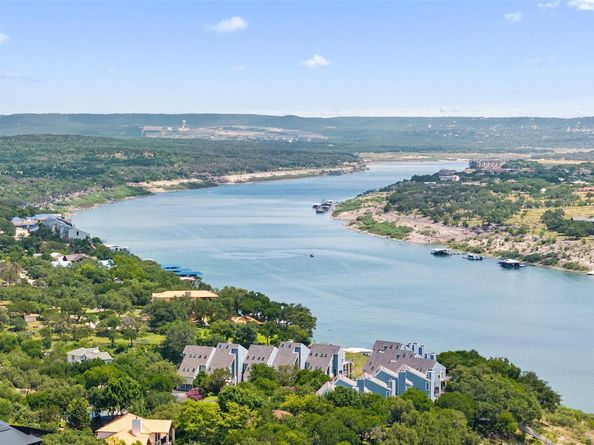 22126 Briarcliff DR, Spicewood TX 78669