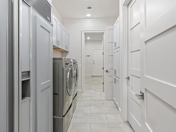 22126 Briarcliff DR, Spicewood TX 78669