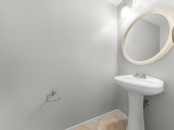 4404 Campo Verde DR, Austin TX 78749