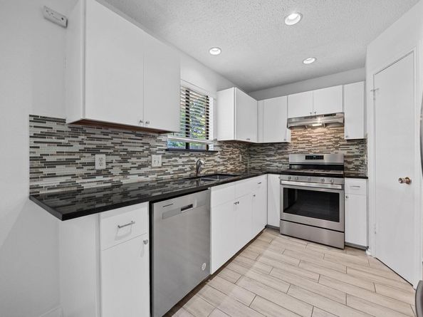 11615 Prairie Hen LN, Austin TX 78758