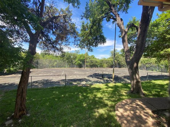 8910 Wildridge DR, Austin TX 78759