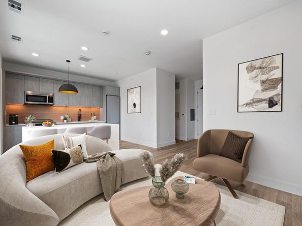 4315 S Congress Ave 208, Austin TX 78745