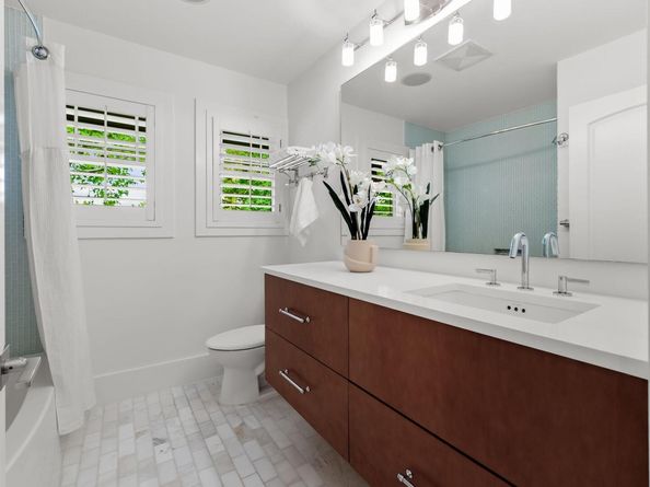 3415 Shinoak DR, Austin TX 78731