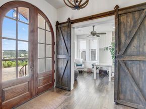 102 Canyon Turn TRL, Austin TX 78734