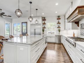 102 Canyon Turn TRL, Austin TX 78734