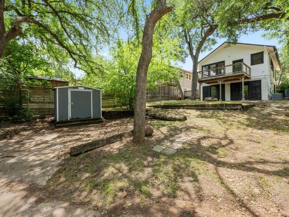 713 Patterson Ave, Austin TX 78703